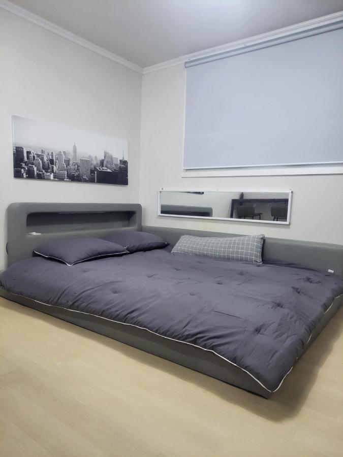 Newly Renovated 2 Bedroom Apartment #7 Seoul Exterior photo